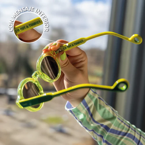 Gafas de sol "I’m not a tourist" - Imagen 2